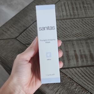 NWOT - Sanitas Pumpkin Enzyme Mask